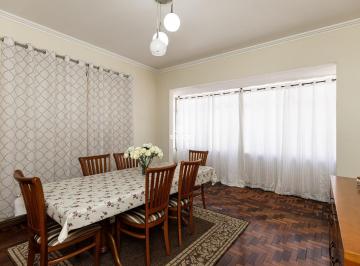 Apartamento · 144m² · 3 Quartos · Apartamento à venda com 3 quartos no Centro em Curitiba
