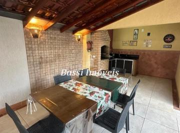 Casa · 175m² · 2 Quartos · 3 Vagas · Casa à venda em Mogi Guaçu-SP, no Jd. Igaçaba, com 2 quartos, 1 suíte, 1 sala, 3 banheiros, 3 vagas 