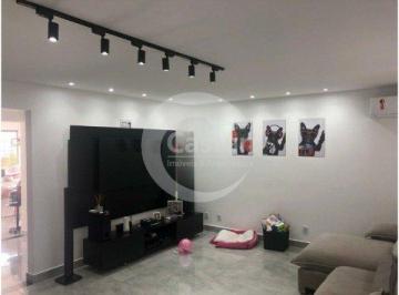 Casa · 213m² · 2 Quartos · 6 Vagas · Sobrado em Vila Ema