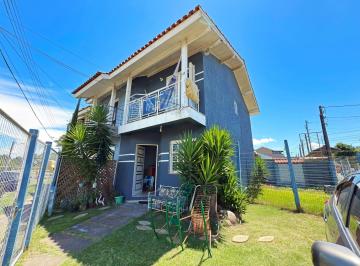 Casa · 75m² · 2 Quartos · 1 Vaga · Casa em Hípica