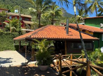1ca748f9-428d-4db9-891d-98aef20c64a3 · Imperdível casa para venda em Itapecirica (Cambaquara) com 4 quartos, sendo 4 suítes, 145m²