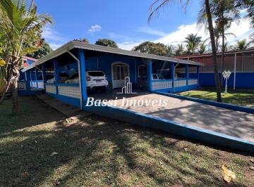 Casa · 650m² · 4 Quartos · 4 Vagas · Imperdível! Chácara de luxo com 4 quartos, 2 suítes e 650m² em Chácara São Marcelo, Mogi Mirim-SP. A
