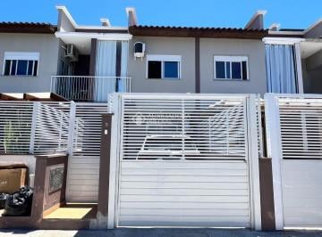 Casa · 93m² · 2 Quartos · Sobrado 2 quarto(s), no bairro Ribeirão da Ilha