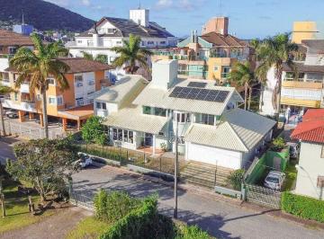 01c09578-e269-45f4-bf65-09e6f124152a-17685979410141.jpg · Casa com 3 dormitórios na Lagoa da Conceição, Florianópolis-SC