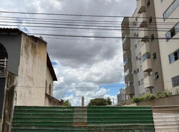 28e8a7f2d47c4e81a3e82e50c7223f38.jpg · Terreno para Venda em Uberlândia/MG - 0 Dorm. 0 m2 Área Útil