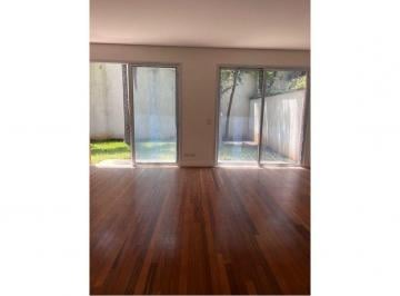 Casa de 4 quartos, São Paulo · Casa em condomino fechado / A 1km do Clube Paineiras do Morumbi / 4 suites