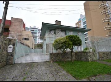 Comercial de 3 quartos, Curitiba · Casa com 3 quartos e 321 m² à venda em Boa Vista
