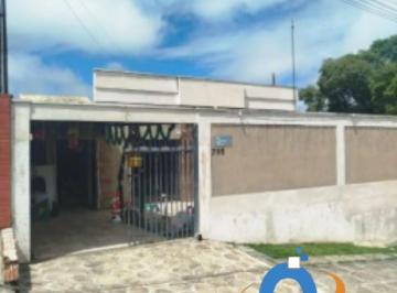 Foto 01 · Casa à venda em Campo Largo-PR, Moradias Bom Jesus: 4 quartos, 3 salas, 3 banheiros, 5 vagas.