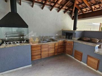 Casa de 4 quartos, Caraguatatuba · Casa com 320 m² 4 quartos em venda em Martim de Sá