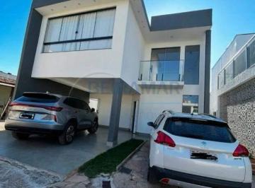 Casa · 220m² · 4 Quartos · 2 Vagas · Casa à venda com 4 quartos em Arniqueiras