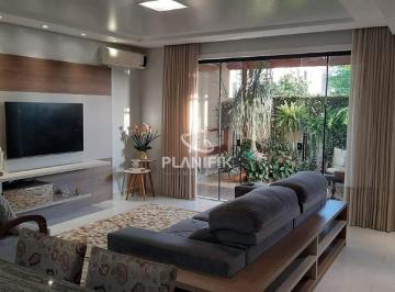 Casa · 240m² · 4 Quartos · 4 Vagas · Excelente Casa no Bairro Santa Terezinha