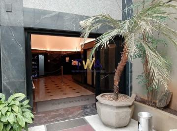 Comercial · 68m² · 1 Vaga · Sala Comercial à Venda - 68 m² no Lourdes, BH | 1 vaga, 2 elevadores