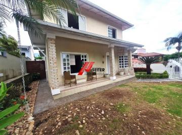 Casa · 309m² · 3 Quartos · 3 Vagas · Casa mobiliada à venda em condomínio fechado no Bairro Monte Verde em Florianópolis com 4 quartos se