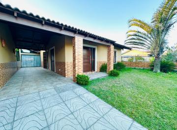 Casa · 4 Quartos · 1 Vaga · 
                                Casa com 4 dormitórios em Atlântida Sul
                           