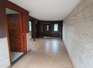 Casa · 206m² · 3 Quartos · 2 Vagas · Casa para venda e locação com 150,41m² de área construída e 03 quartos, sendo 01 suíte no bairro Vil