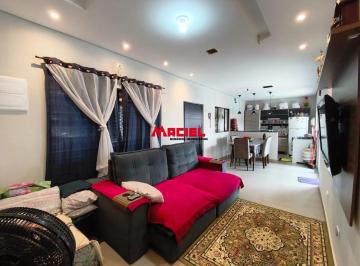 Casa · 90m² · 3 Quartos · 2 Vagas · Casa nova à venda no bairro Santa Júlia localizada em esquina com piscina.