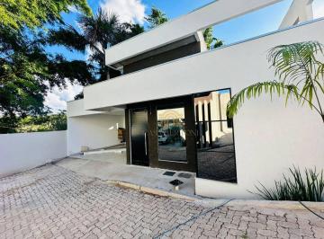 b98e05807ef015e2483600ab7019bfb2cdb7276d · CASA MODERNA CONDOMINIO ARNIQUEIRAS LOTE 200M² 3 SUÍTES PISCINA ACEITA PERMUTA