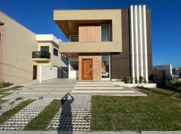 3bc5ece08c62c53fb9626b19f05b03e8fed4fd94 · Casa com 3 dormitórios à venda, 216 m² por R$ 1.600.000 - Nova São Pedro - São Pedro da Aldeia/RJ