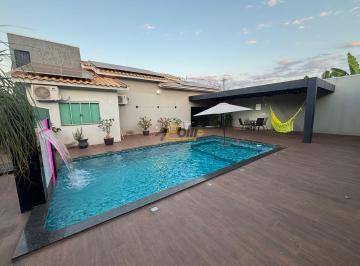 Casa · 260m² · 3 Quartos · 3 Vagas · Casa com 3 quartos sendo 1 suíte à venda no Bairro Nova Barra