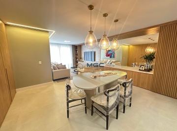 Apartamento · 131m² · 3 Quartos · 2 Vagas · Apartamento semi mobiliado Batel