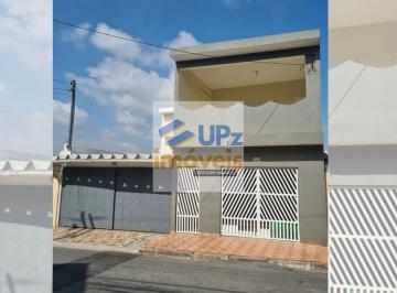 Casa · 179m² · 3 Quartos · 2 Vagas · Casa com 3 dorms, sendo 1 suíte, 179m², 2 vagas no Jd. Elvira em Osasco-SP