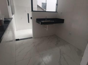 Apartamento · 60m² · 3 Quartos · 1 Vaga · Apartamento 03 quartos, sala, cozinha, 01 banheiro, área de serviço e área descoberta frontal. RENDA