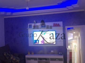 Casa · 250m² · 3 Quartos · 3 Vagas · Casa - Jardim Maria Amélia - Jacareí - 3 Dormitórios - 227m².