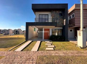 Casa · 121m² · 3 Quartos · 2 Vagas · Sobrado em Condominio Fechado no Umbara
