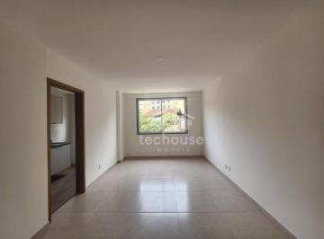 178560b635fc32bb4d93543112adea365273f6b8 · Oportunidade Imperdível no Alto: Apartamento Moderno e Inédito à Venda