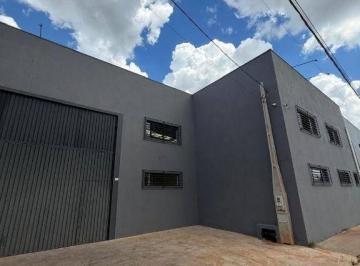 f2e3fba57f096d5768f5ca161ffed80941c3e7cd · Barracão com 500m2