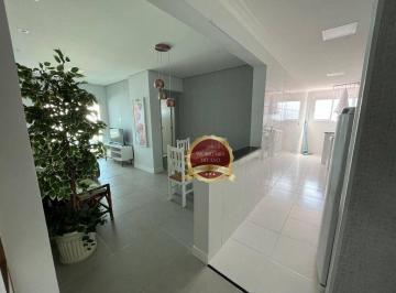 2c24f75db58a294278c22b5e1fab14e130f88109 · Apartamento frente Mar em excelente localização com 2 dormitórios todo planejado e decorado.