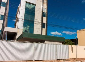 Comercial , Brasília · Prédio com elevador e galpão 1.170,00m²