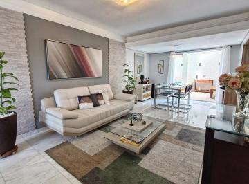 3a16a2c4-b181-4ef3-90f9-6e17bf5cccc6 · Casa no condomínio Condomínio Village Flamboyant para venda com 3 quartos, sendo 3 suítes, 148m²