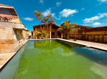 Casa de 3 quartos, Itanhaém · casa lote inteiro com piscina e edícula a venda em Itanhaem