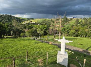 Rural de 3 quartos, Santa Isabel · Sítio a venda em Santa Isabel SP completo