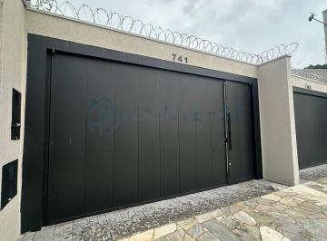 Foto 01 · Casa à venda em Franca-SP, City Petrópolis: 2 quartos, 1 suíte, 2 salas, 1 banheiro, 2 vagas de gara