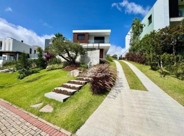 Casa · 417m² · 4 Quartos · 3 Vagas · Casa à venda - em Nossa Senhora da Saúde