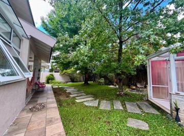 Casa · 330m² · 5 Quartos · 8 Vagas · Casa com quintal à venda no bairro Jardim América