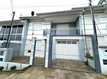 Casa · 152m² · 3 Quartos · 2 Vagas · Sobrado semimobiliado no bairro São Luiz