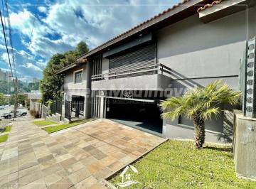 Casa · 360m² · 4 Quartos · 4 Vagas · Casa à venda - em Santa Catarina