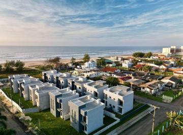 Casa · 75m² · 2 Quartos · 1 Vaga · Casa à venda - em Capão da Canoa