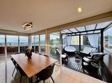Apartamento · 241m² · 4 Quartos · 3 Vagas · Cobertura Duplex com piscina e totalmente mobiliada!