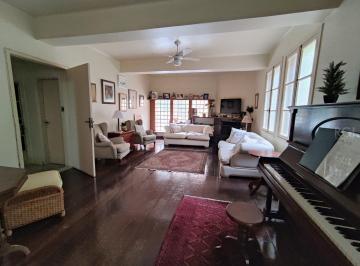 Casa · 345m² · 4 Quartos · 2 Vagas · Sobrado para Venda - 345m², 4 dormitórios, sendo 2 suites, 2 vagas - Independênc