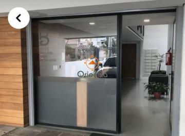 Comercial · 31m² · Sala Comercial a venda no bairro Menino Deus com 30 m² por:R$ 180.000,00