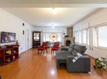 Casa · 273m² · 4 Quartos · 3 Vagas · Casa à venda - em Medianeira
