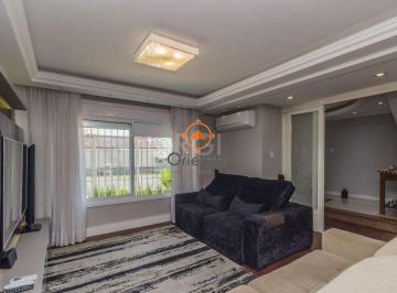 Casa · 230m² · 4 Quartos · 3 Vagas · Casa à venda - 230m², 4 quartos, sendo 2 suítes, churrasqueira, piscina e 03 va