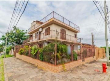 Casa · 200m² · 3 Quartos · 2 Vagas · Sobrado de 3 Andares - Vila Nova
