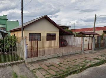 Casa · 80m² · 2 Quartos · 2 Vagas · Casa no Sarandi de 2 dormitórios e pátio com piscina