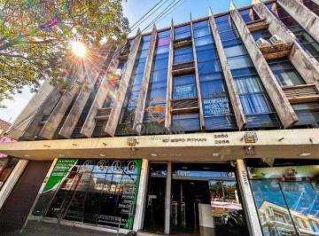 Comercial · 27m² · 1 Quarto · Sala Comercial à Venda na Avenida Teresópolis – Excelente Oportunidade