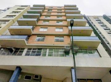 Apartamento · 56m² · 2 Quartos · Dois dormitórios com elevador, no Centro Histórico